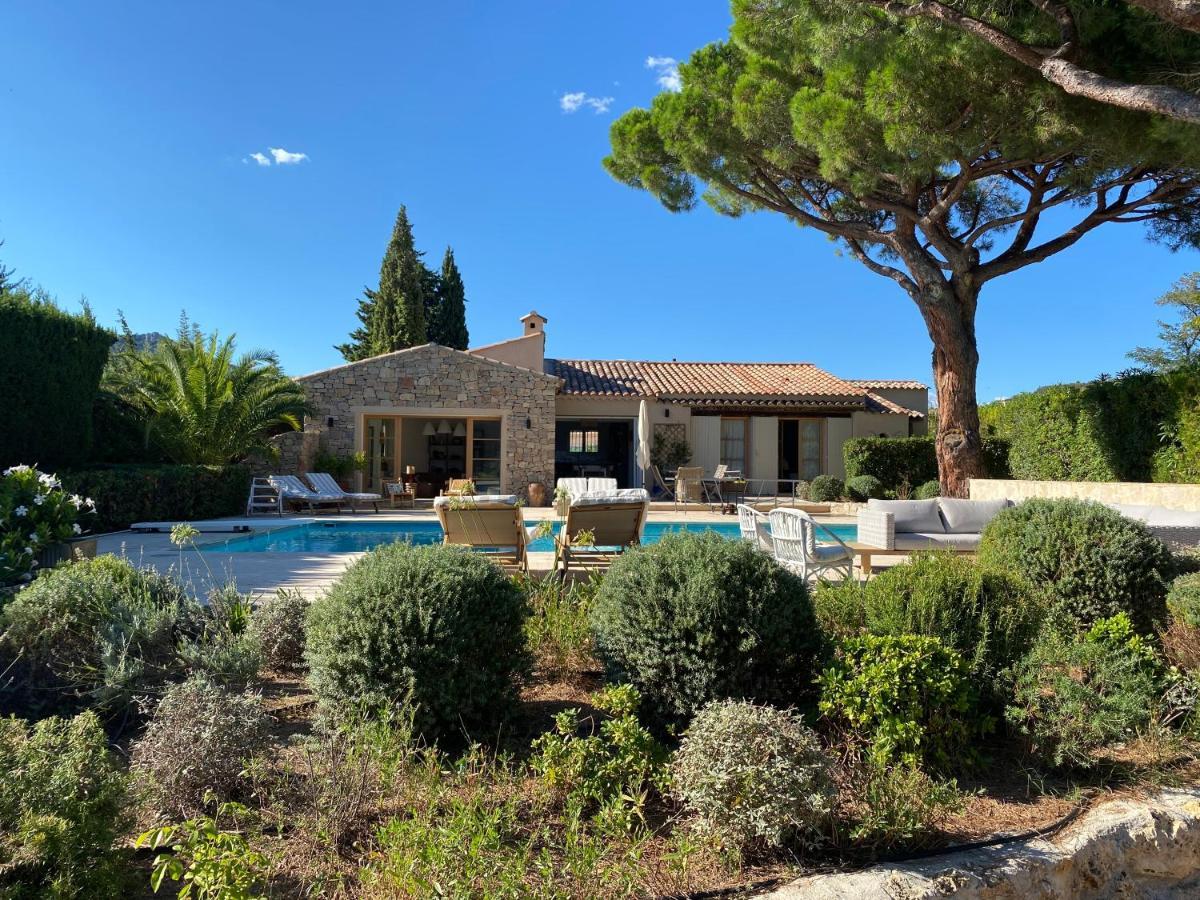 Lovely "Provence" Villa With Sea View, Private Heated Pool, Airco And Beautiful Garden Grimaud Eksteriør billede